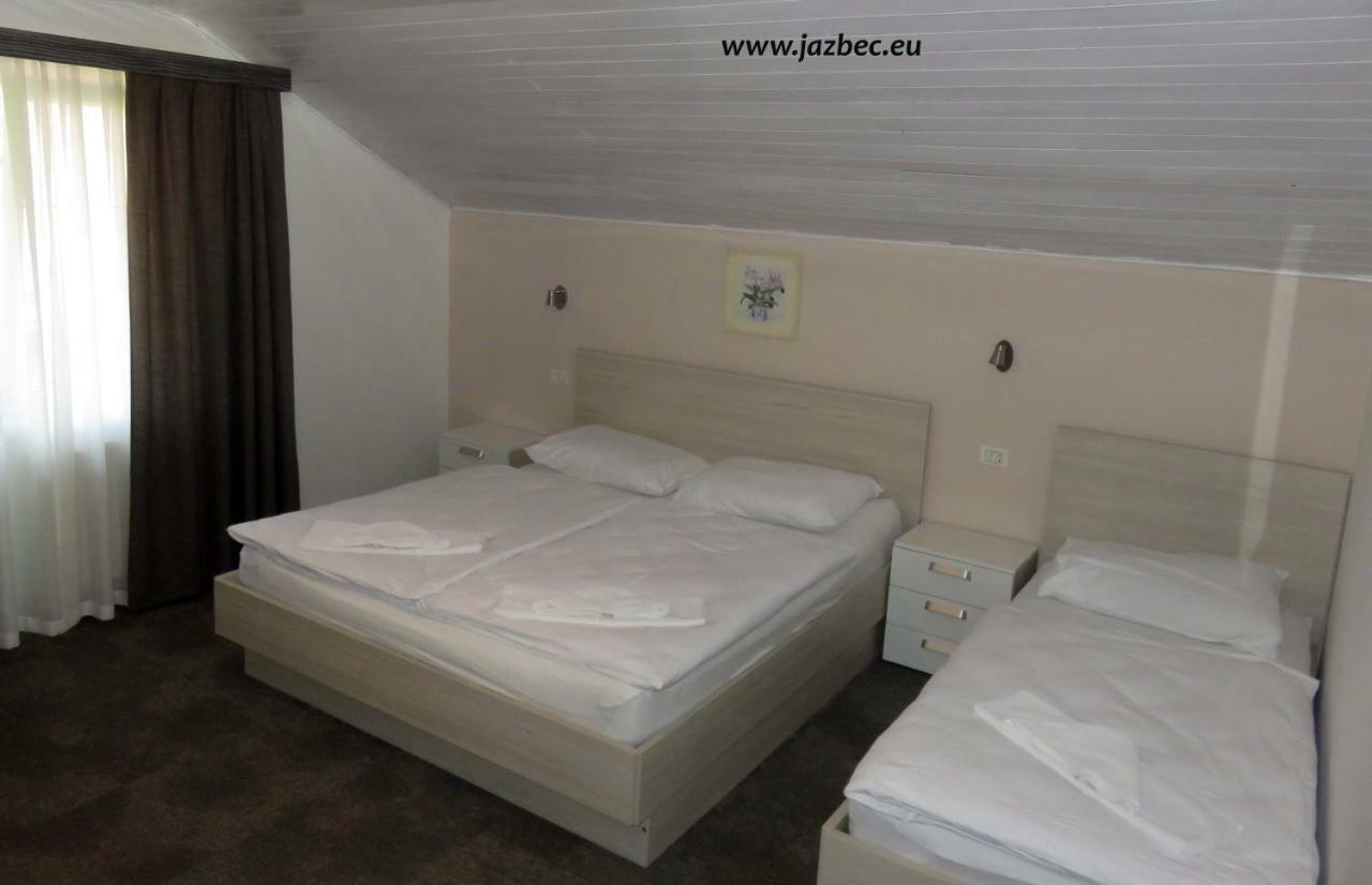 Sobe Rooms Zimmer Jazbec Idrsko Extérieur photo